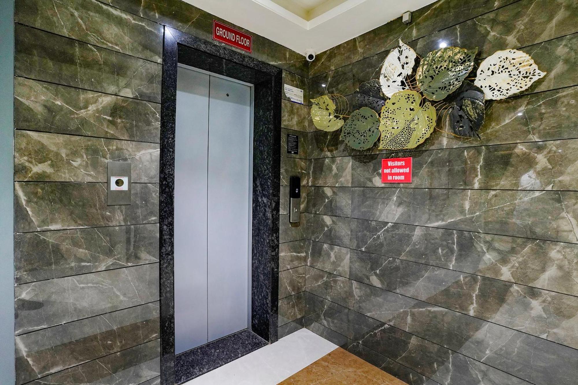 Fabhotel Prime Hangout - Narhe Yerandwane Exterior photo