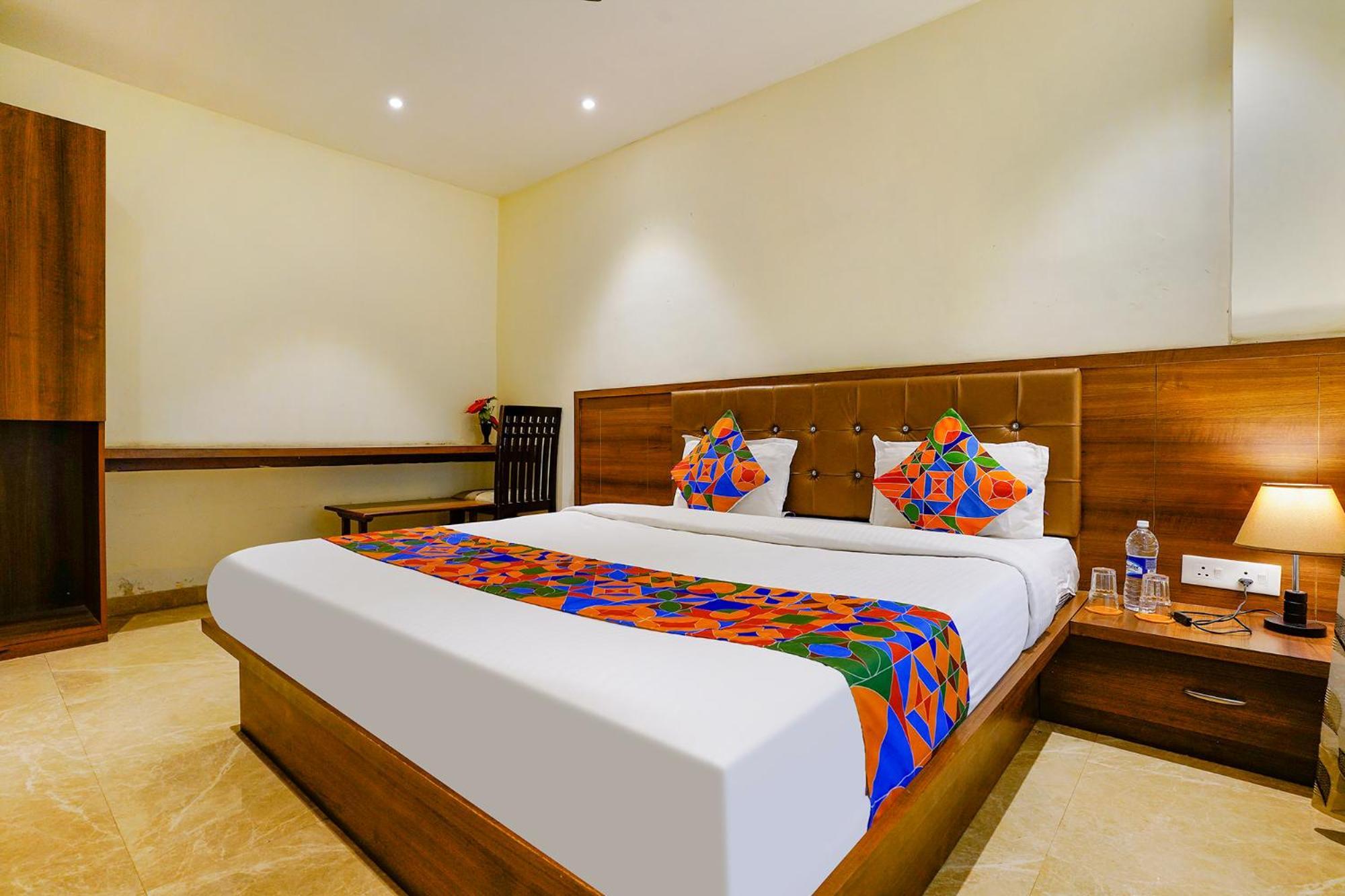 Fabhotel Prime Hangout - Narhe Yerandwane Exterior photo